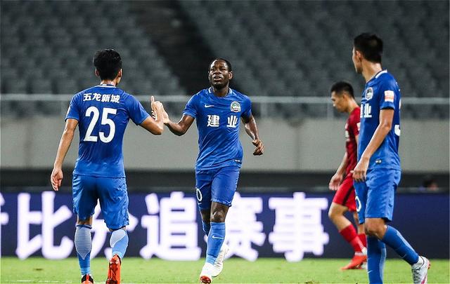  尼斯主场与兰斯握手言和各取一分保平安