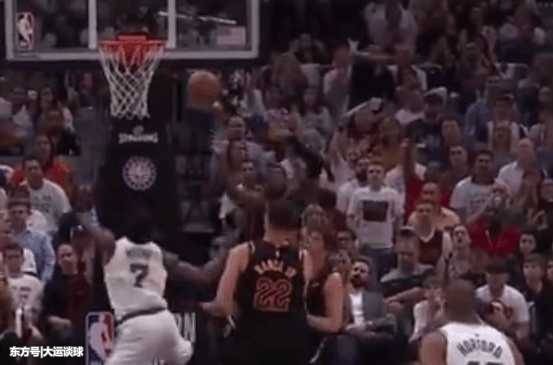  里昂队长袖标激励全队，逆境扳平展现领袖风范